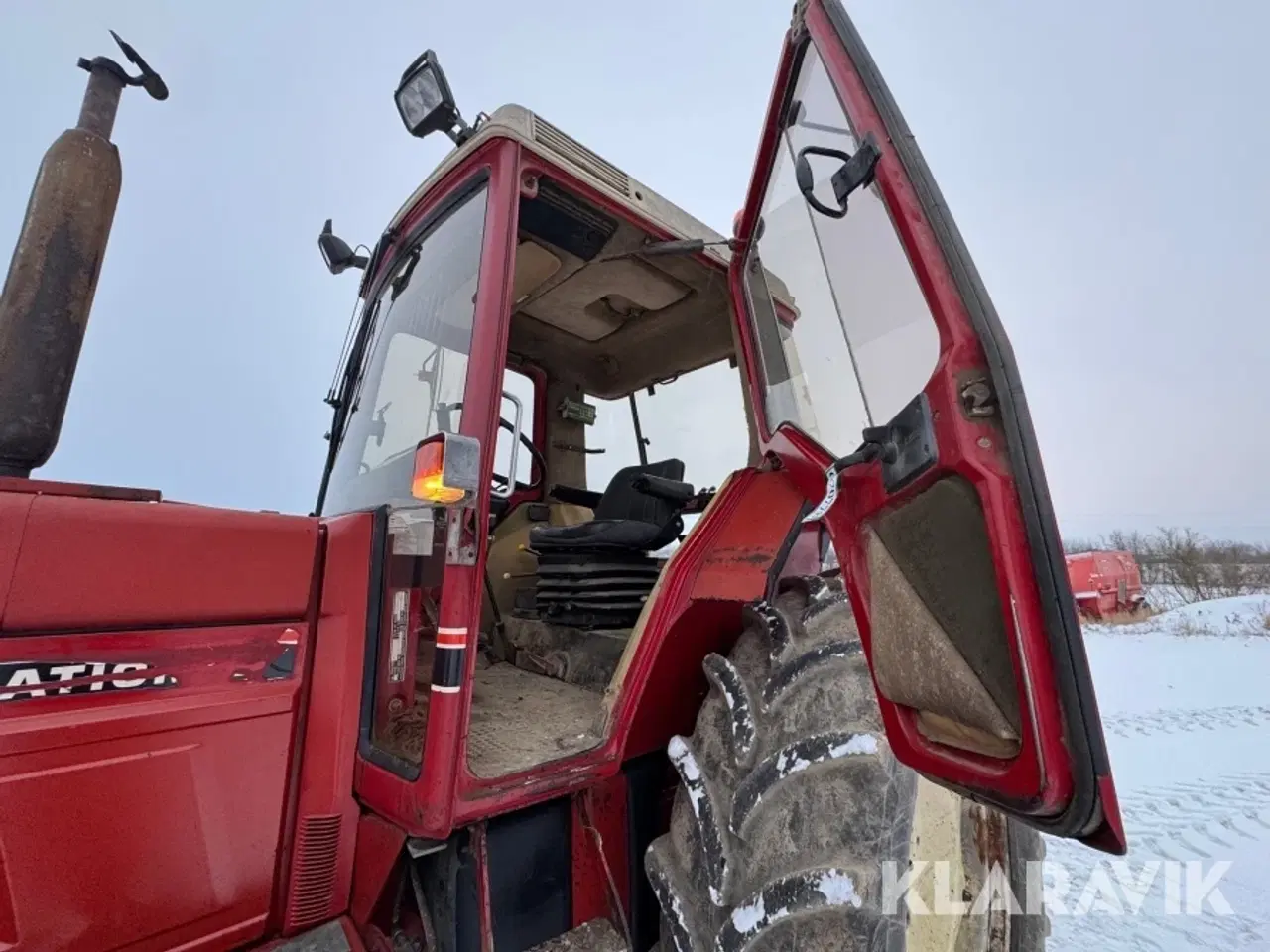 Billede 8 - Traktor International 1255 XL