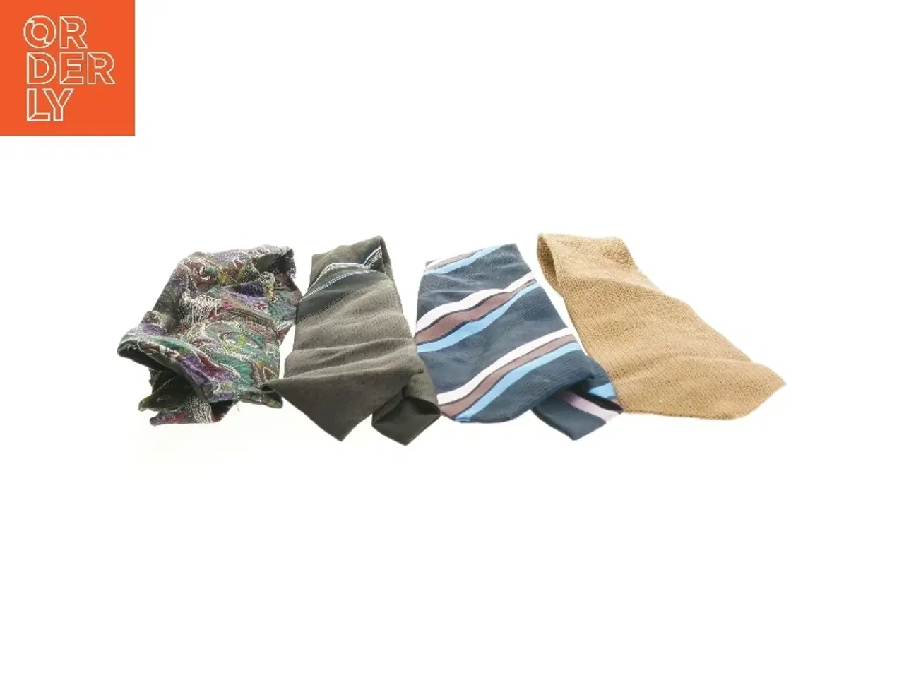 Billede 2 - Fire forskellige slips (str. 120 cm)