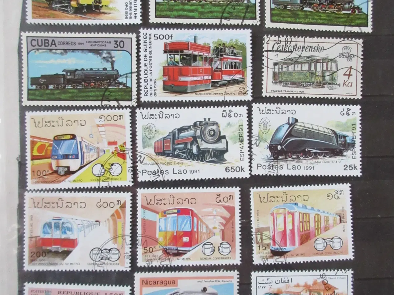 Billede 4 - Over 100 frimærker med tog 