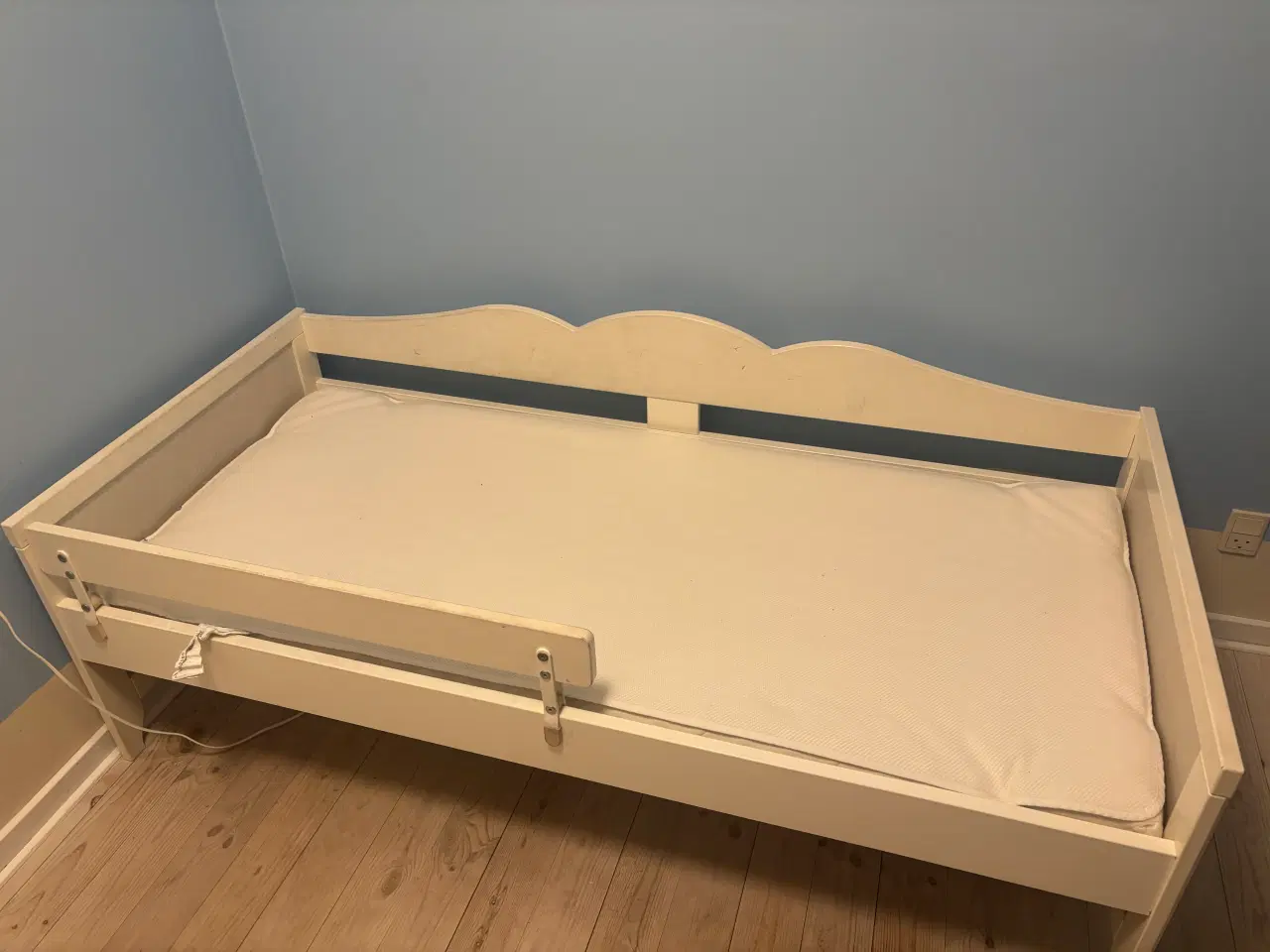 Billede 1 - Ikea junior seng 160x70