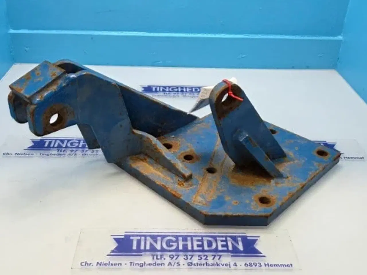 Billede 1 - New Holland TS110 Beslag L. 82007380