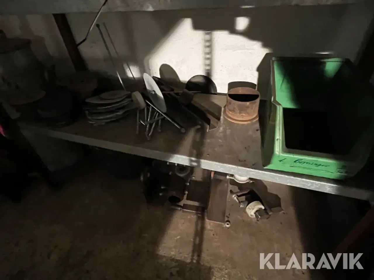 Billede 5 - Blandet lot Lejer, flanger, remme, generator og diverse andet