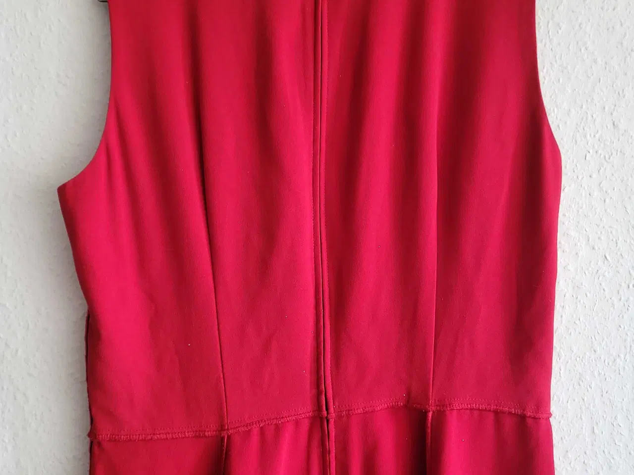 Billede 4 - Rød kjole 