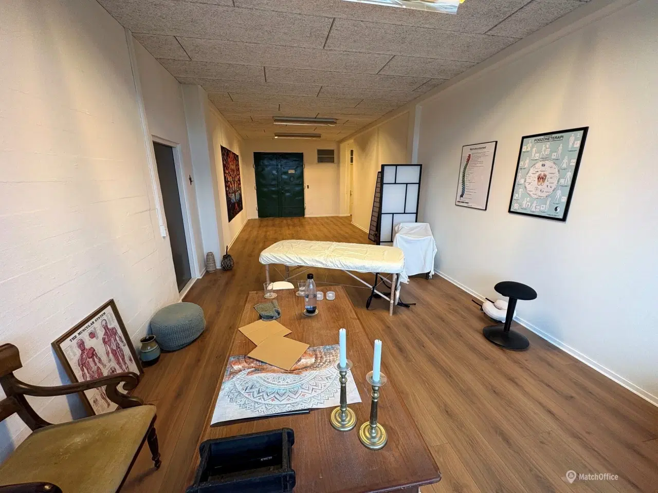 Billede 3 - Lyst kontor med højt til loftet og god udsigt