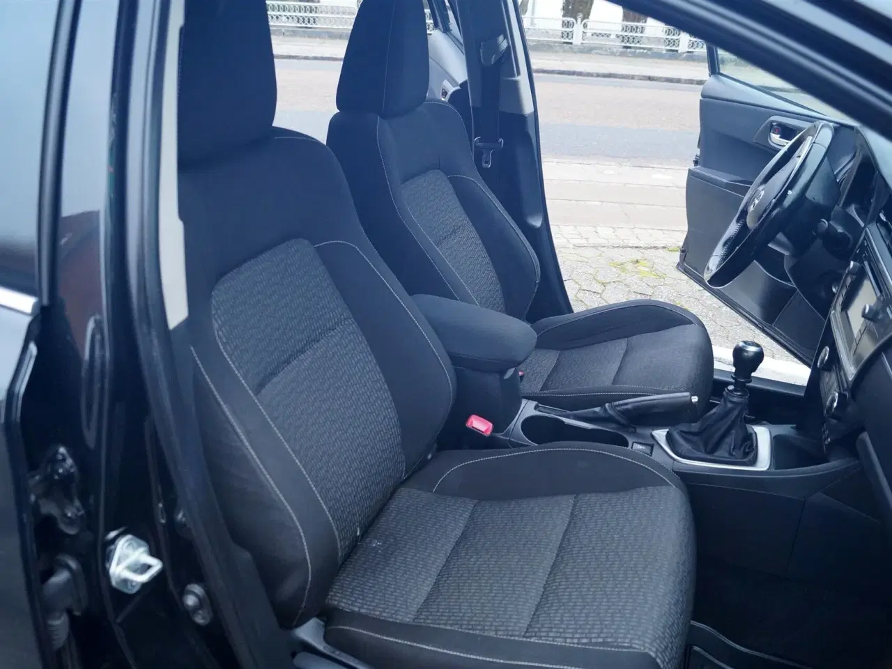 Billede 15 - Toyota Auris 1,4 D-4D DPF T2 Premium 90HK 5d 6g