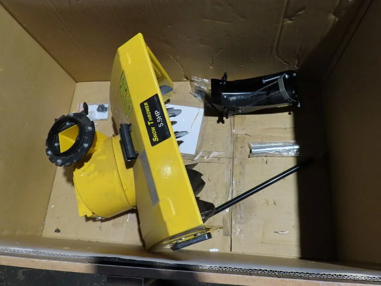 Billede 7 - Sneslynge til fejemaskine