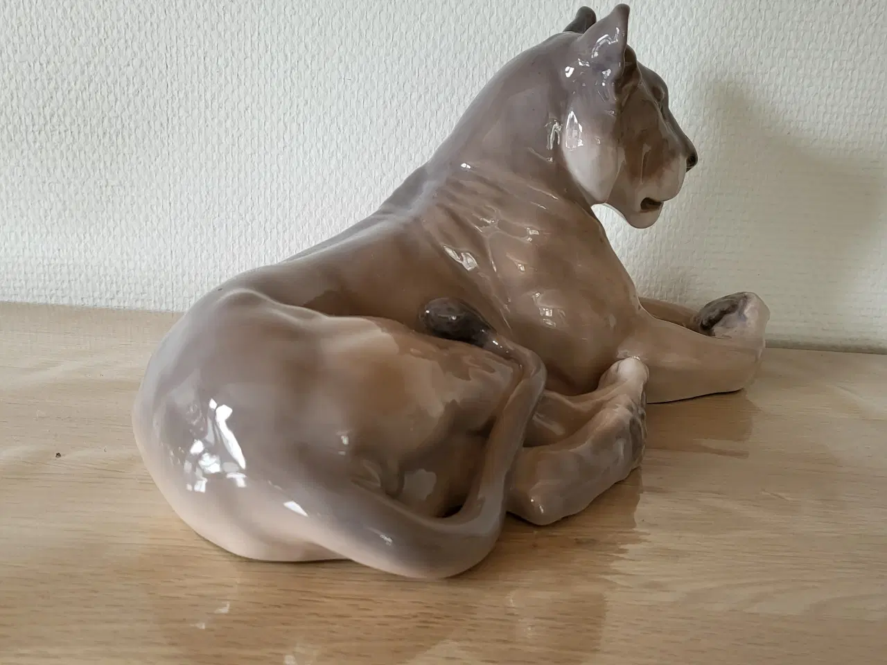 Billede 4 - Løvinde Royal Copenhagen nr. 804