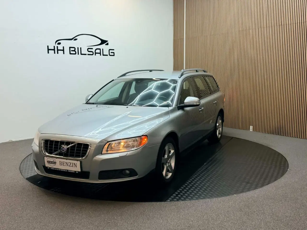 Billede 1 - Volvo V70 2,0 Summum