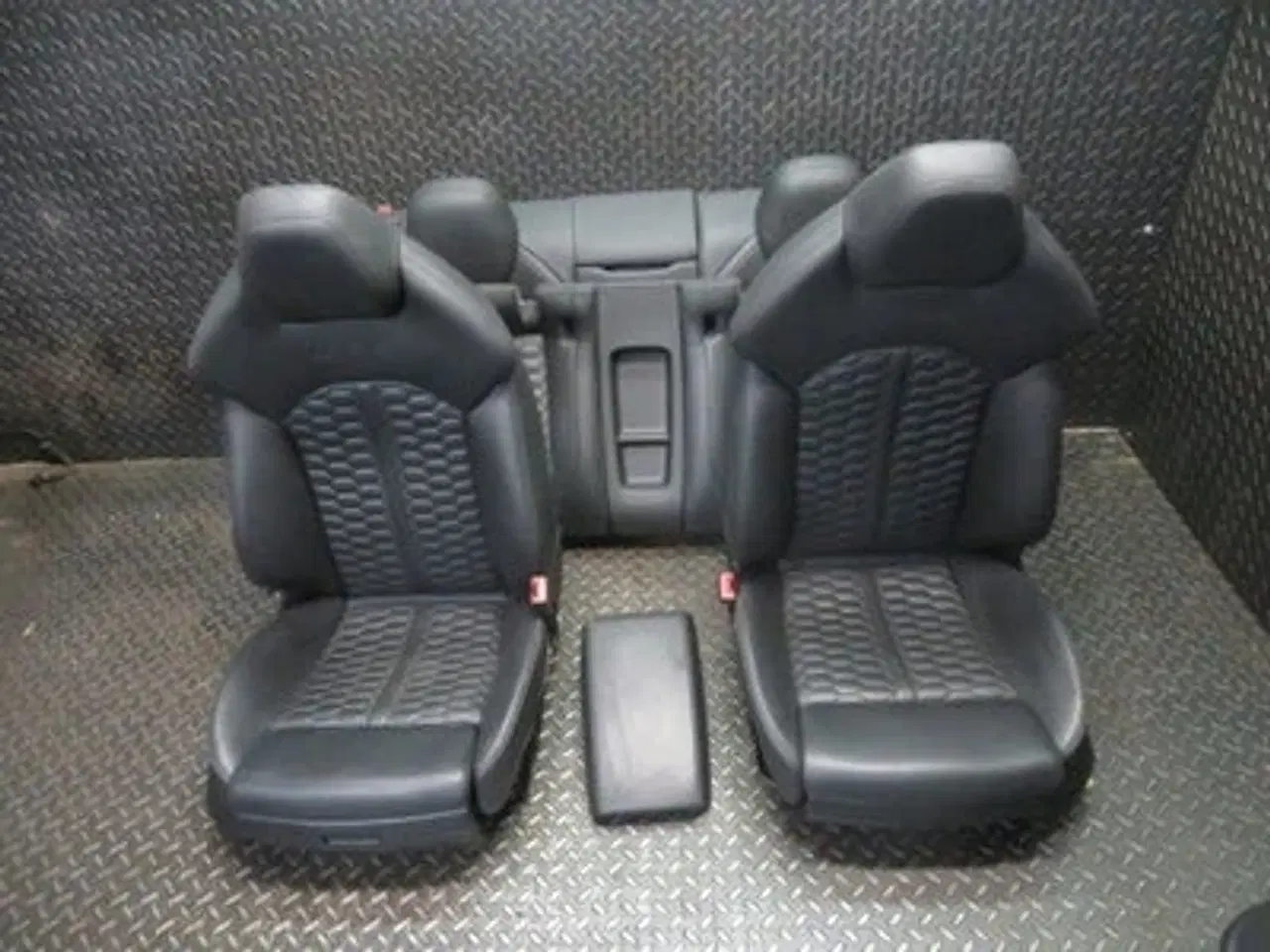 Billede 1 - Audi RS6 4G LIFT model komplet kabine sæder
