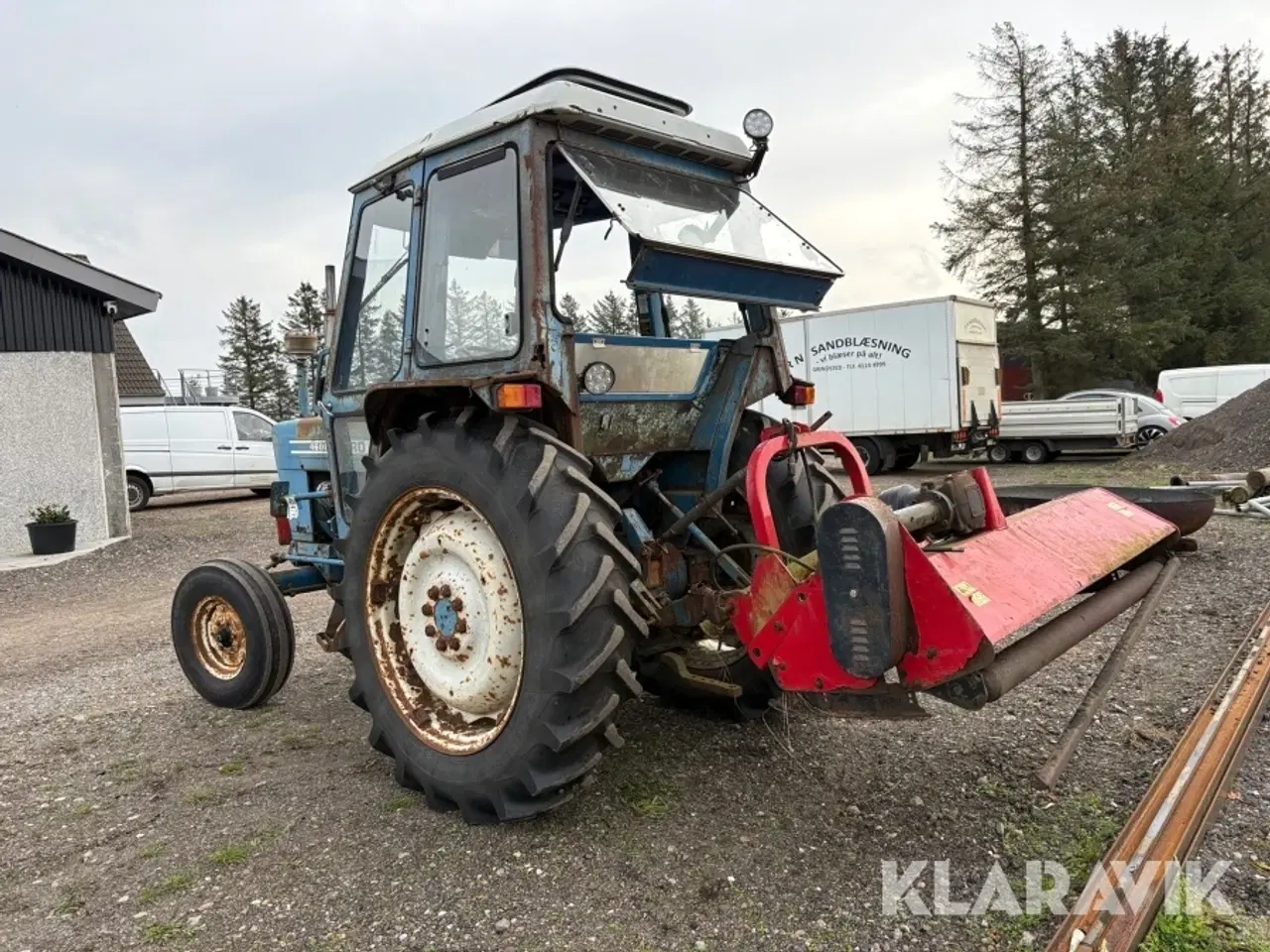 Billede 3 - Traktor Ford 4600 , med slagleklipper