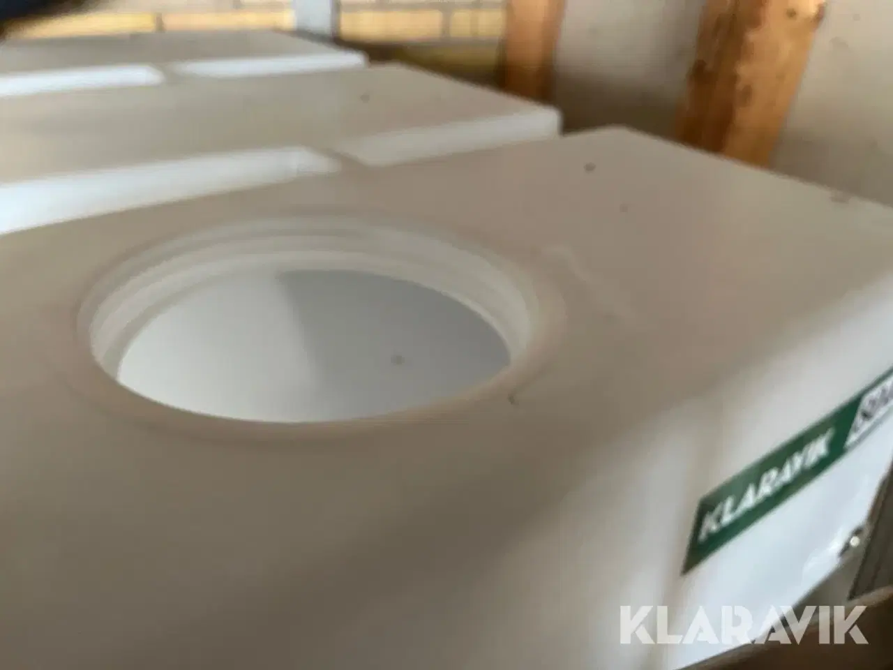 Billede 9 - Plasttanke 2 styk