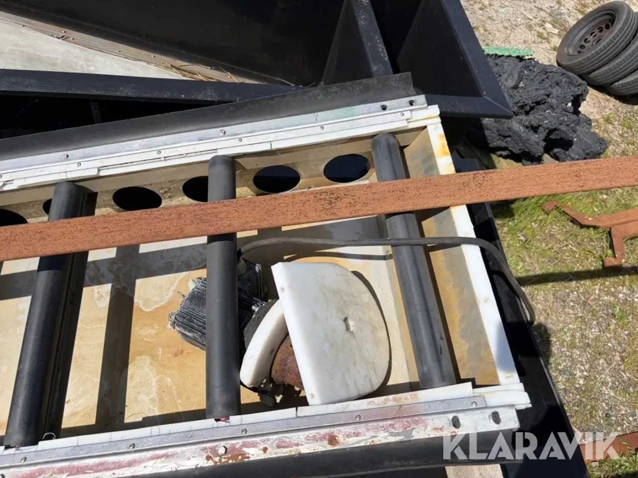Billede 7 - Kar med transportbånd 2 styk