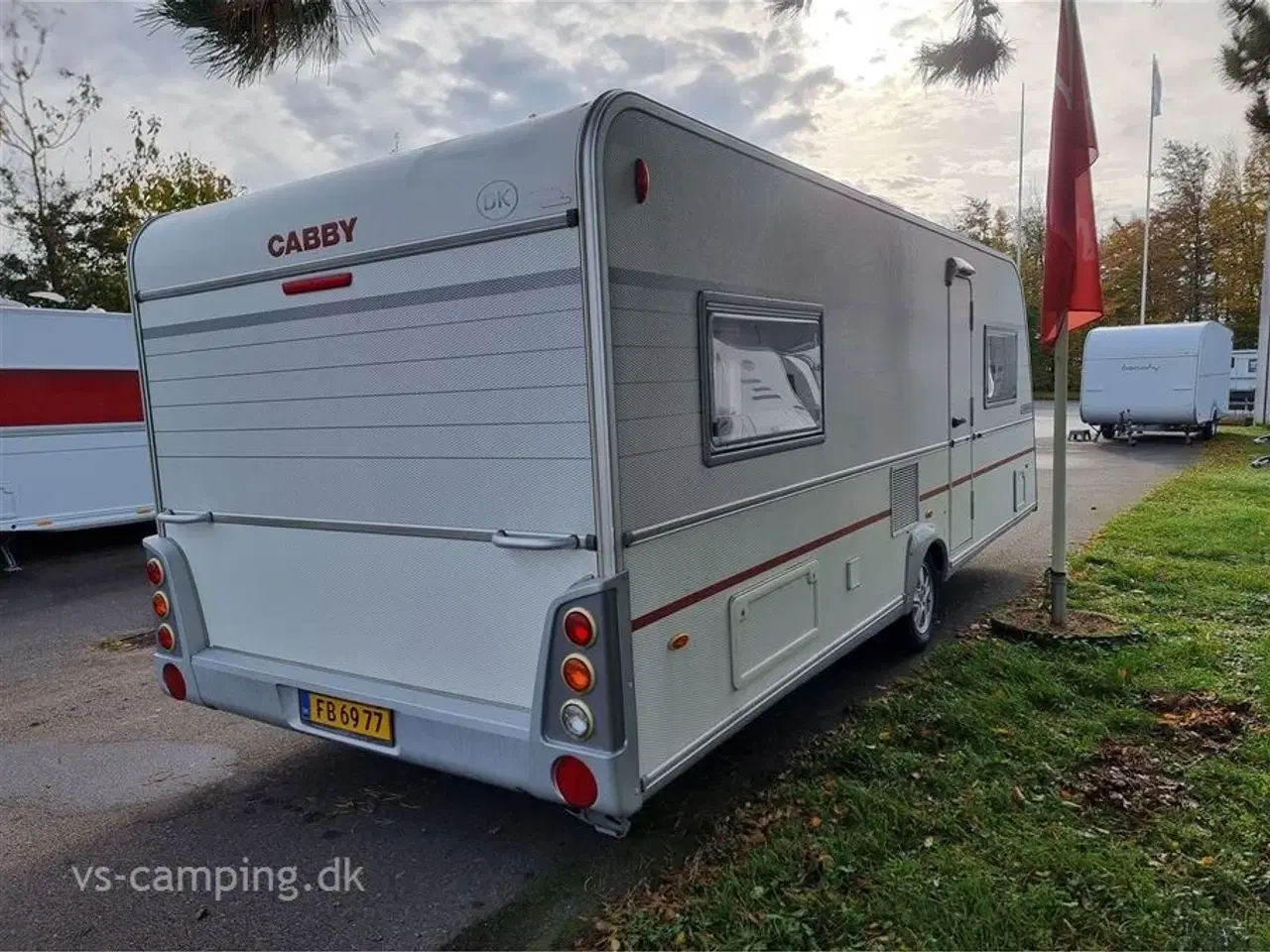 Billede 2 - 2006 - Cabby Comfort 650+ FT   ATTRAKTIV VINTERVOGN MED ALDE CENTRALVARME &amp; FRANSK SENG