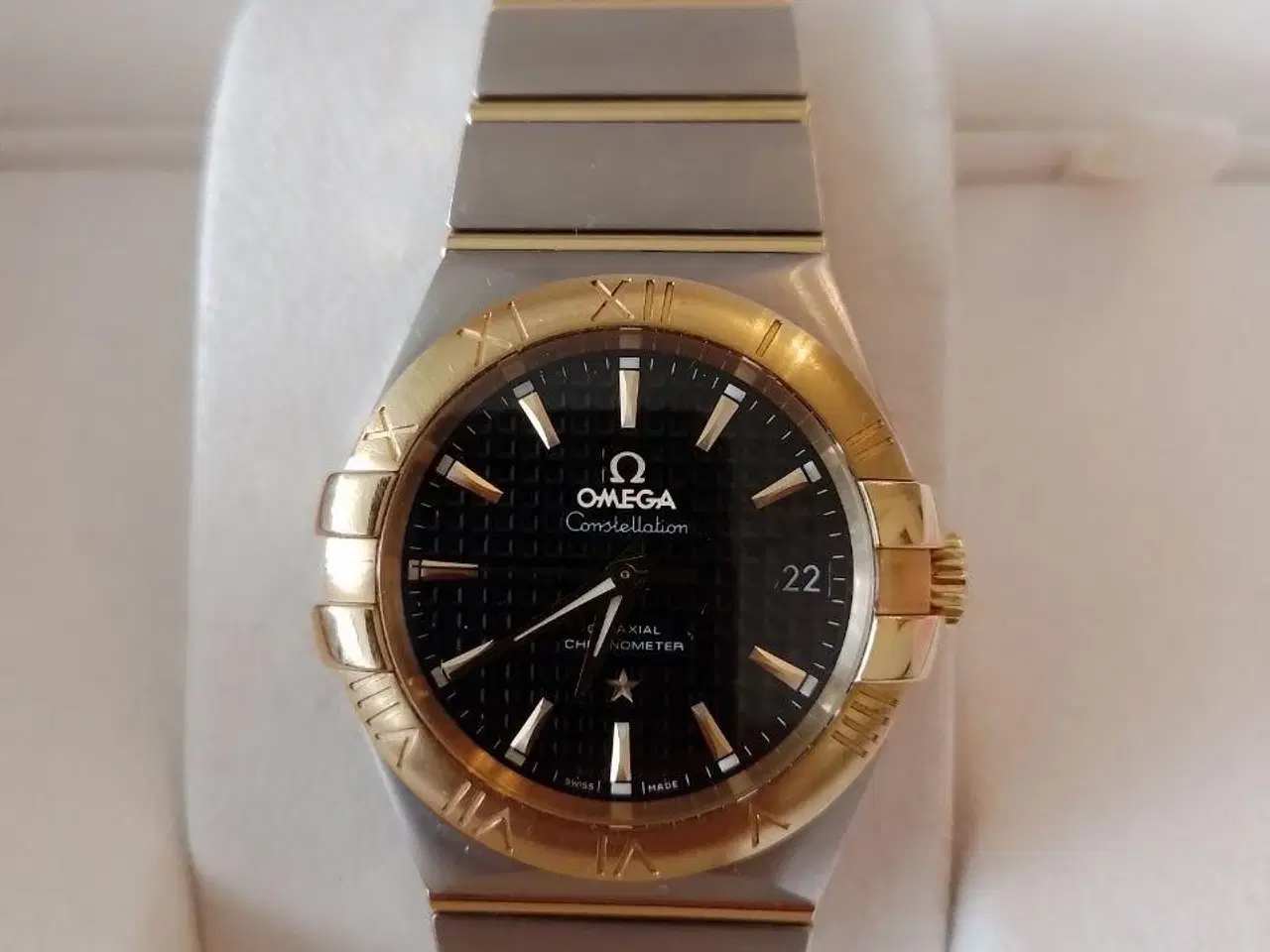 Billede 1 - Omega