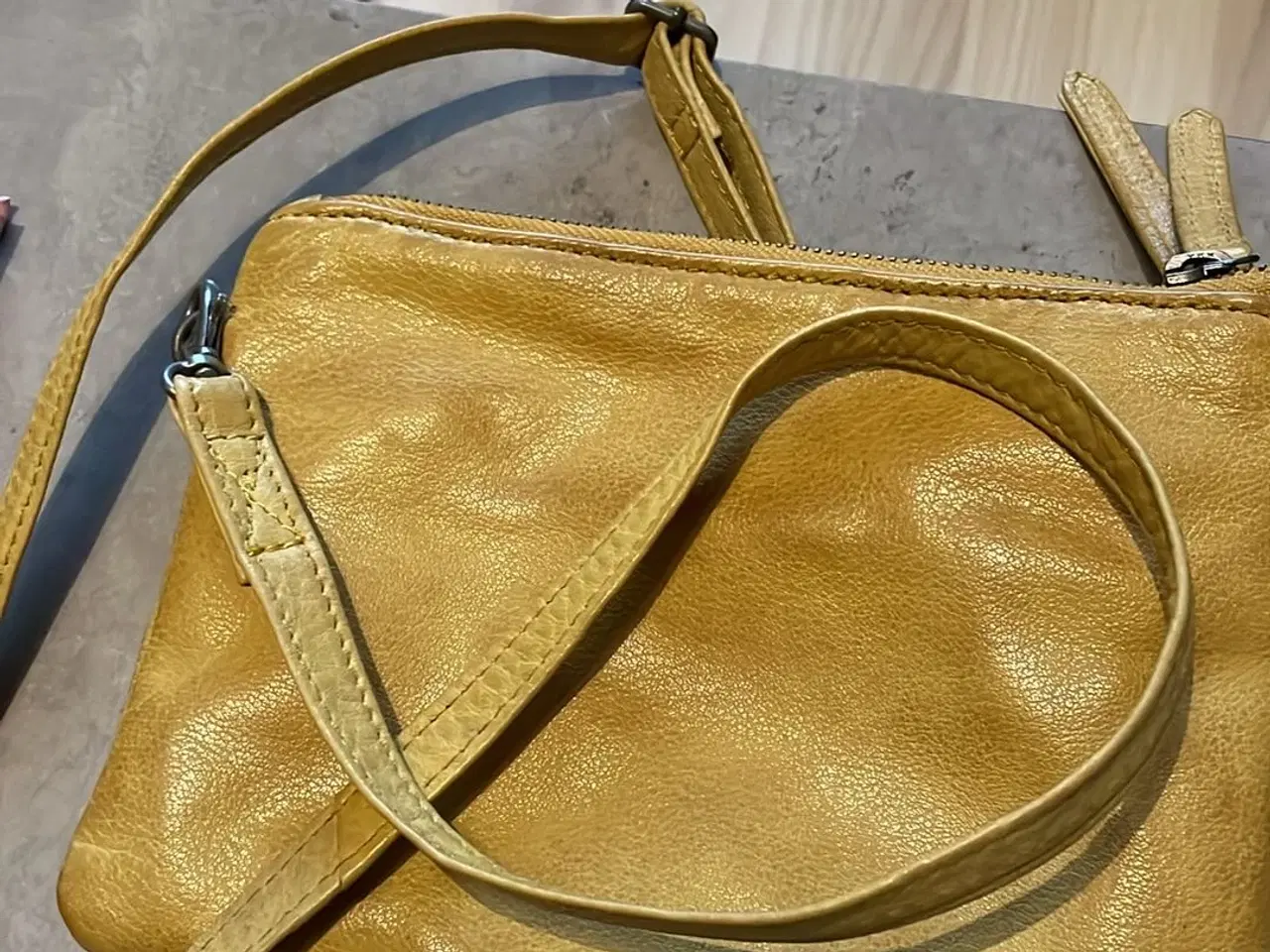 Billede 1 - Læder taske 