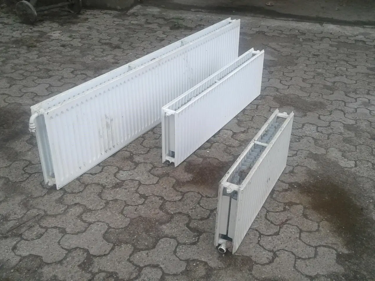 Billede 2 - Radiator dobbelt 3 stk.