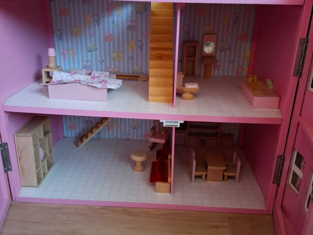 Billede 3 - Dukkehus