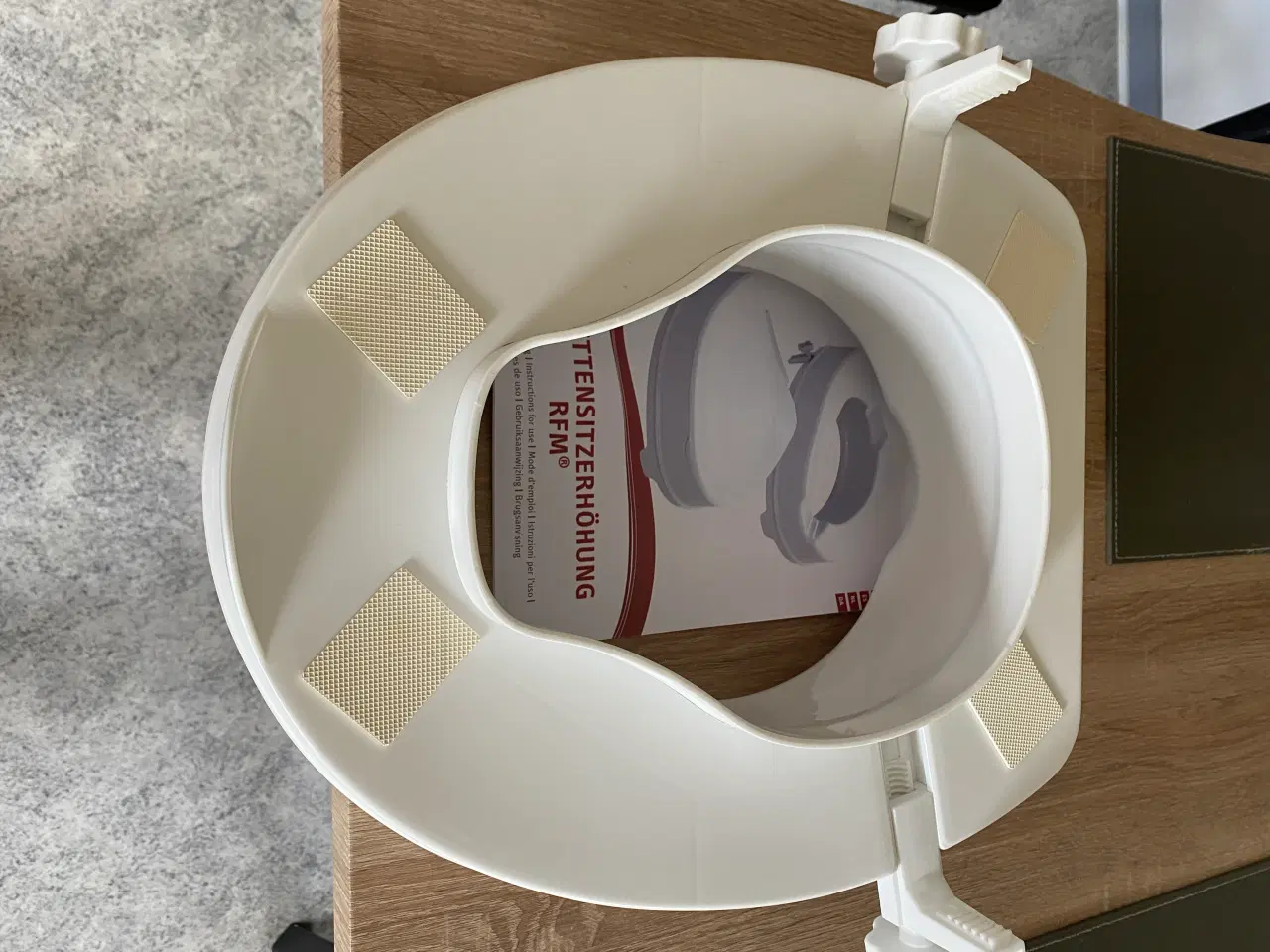 Billede 2 - toiletforhøjer