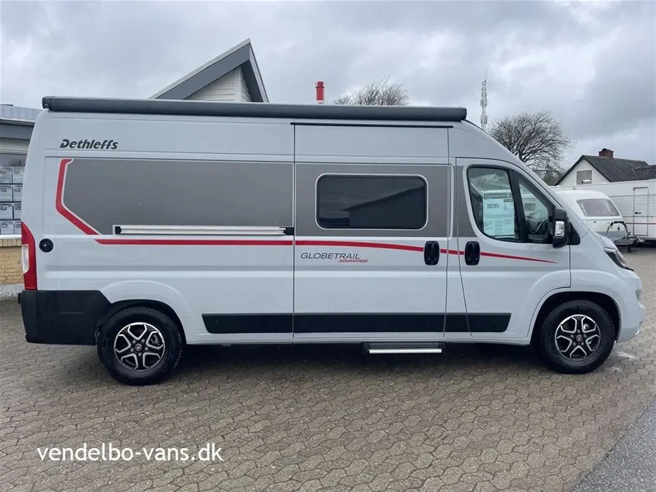 Billede 2 - 2024 - Dethleffs Globetrail CVD 600 ER Advantage   Korteste model med enkeltsenge - årets CamperVan 2024