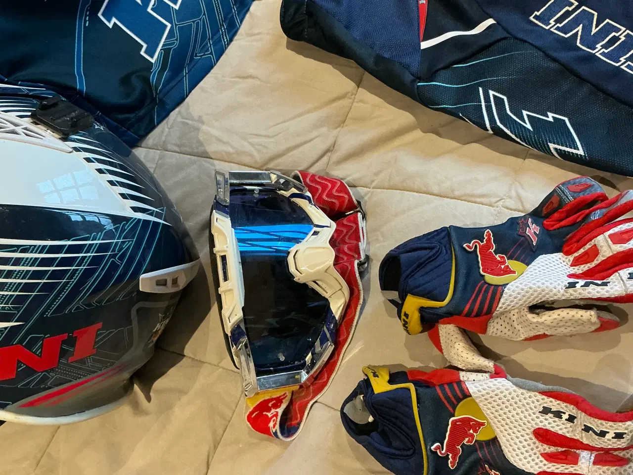 Billede 8 - KOMPLET KINI CROSS TØJ INKL: ALT