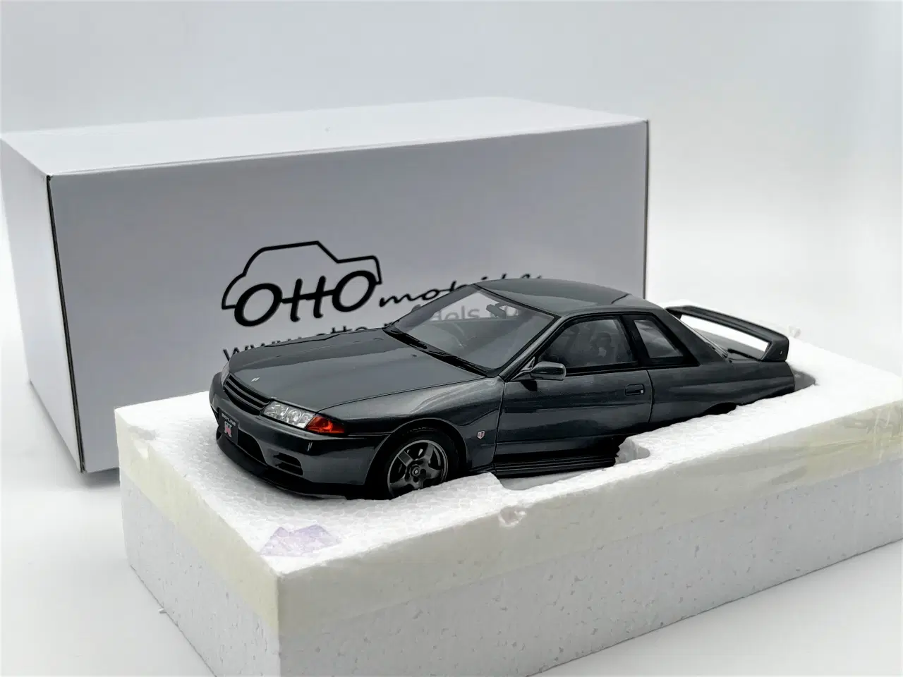 Billede 1 - 1993 Nissan Skyline GT-R R32 Limited Edition 1:18