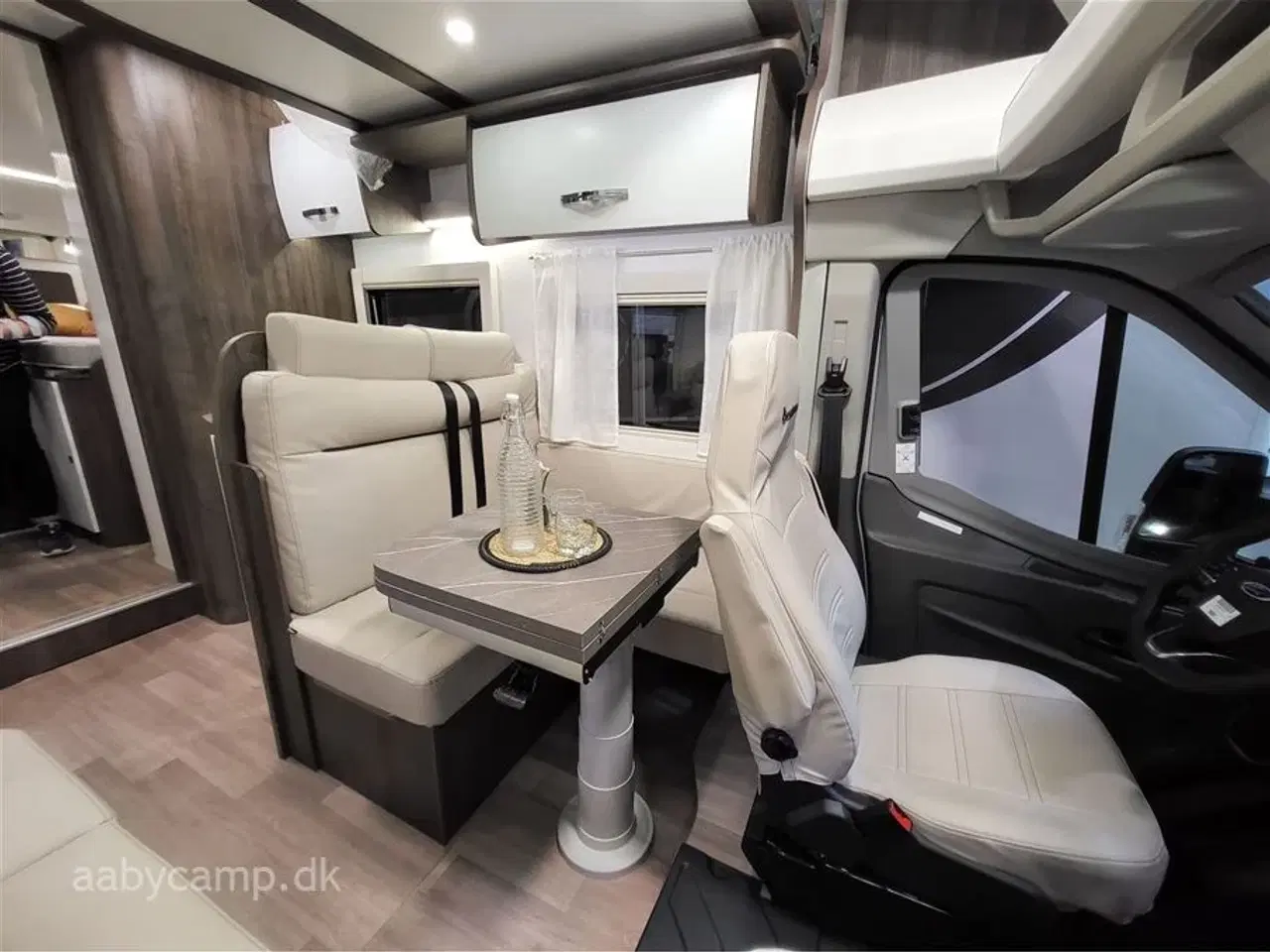 Billede 14 - 2024 - Benimar Tessoro T463 Special Edition   Super lækker familie Camper