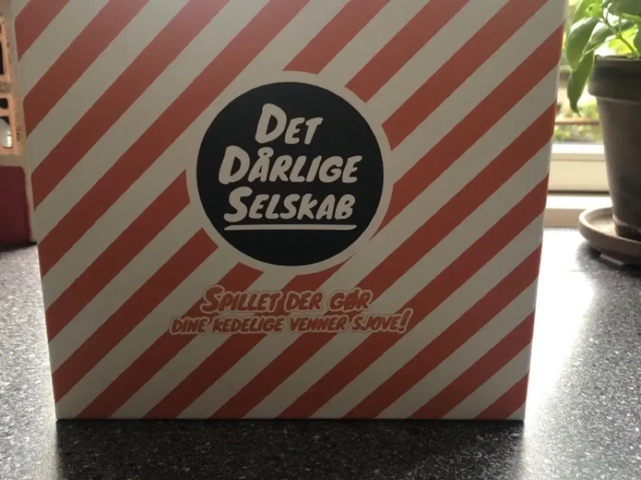 Billede 1 - Det dårlige selskab (UDLEJES)