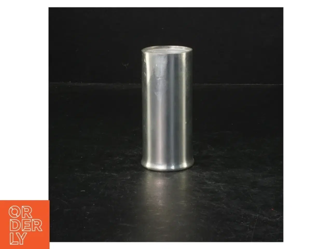Billede 1 - Sølvfarvede stage til fyrfadslys fra Selanger Pewter (str. 10 cm. 2 styk)