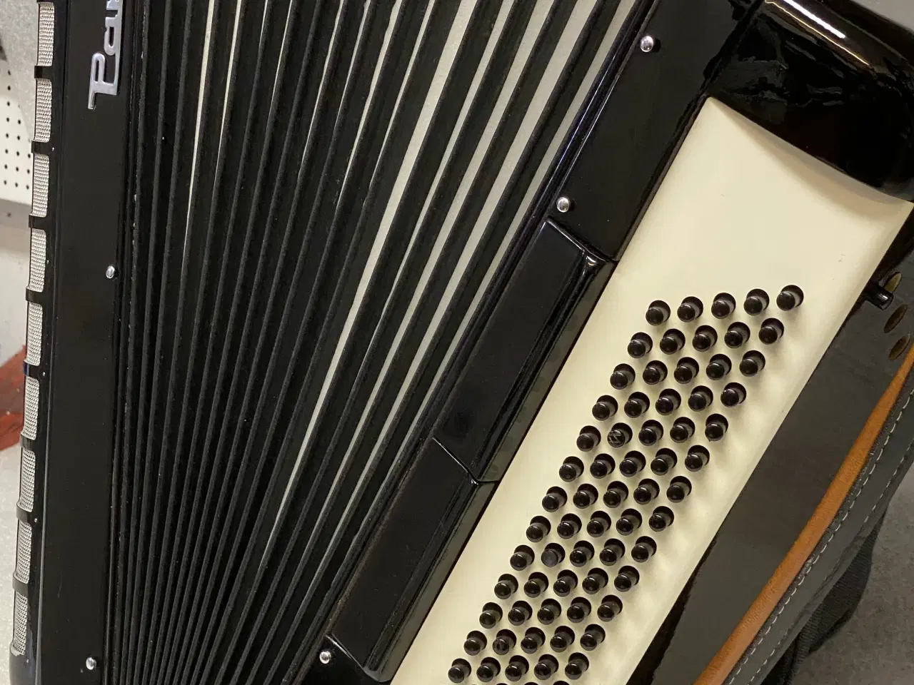 Billede 8 - Perrot tangent-harmonika sælges – u/kuffret