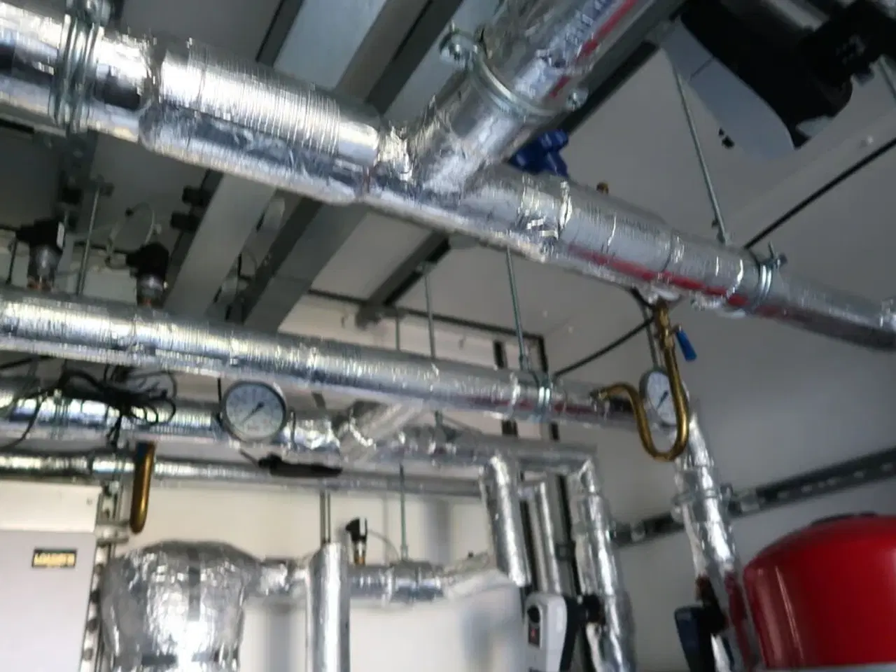 Billede 44 - 20 fods isolering container indrettet som testcenter af overskudsvarme (læs beskrivelse)