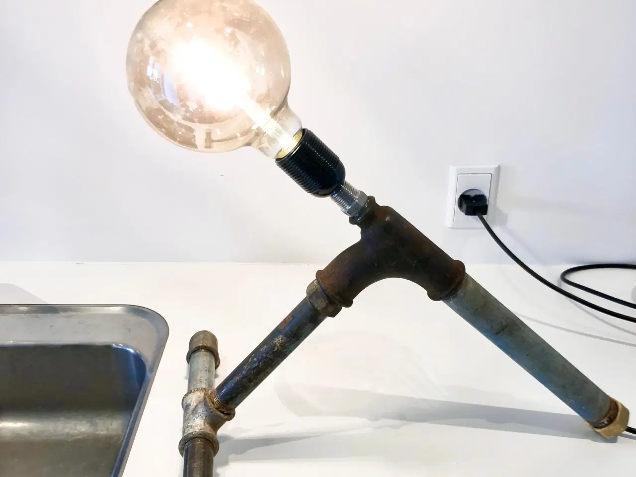 Billede 1 - Bordlampe i vandrør