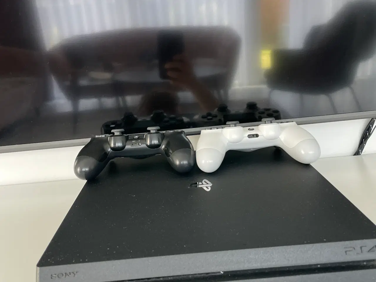 Billede 2 - Playstation 4 pro