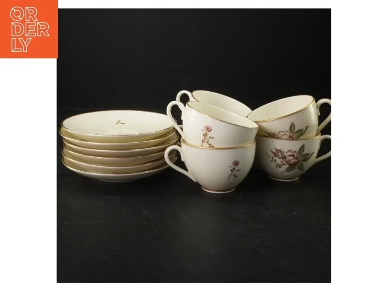 Billede 2 - Porcelænskopper med underkopper fra B&G