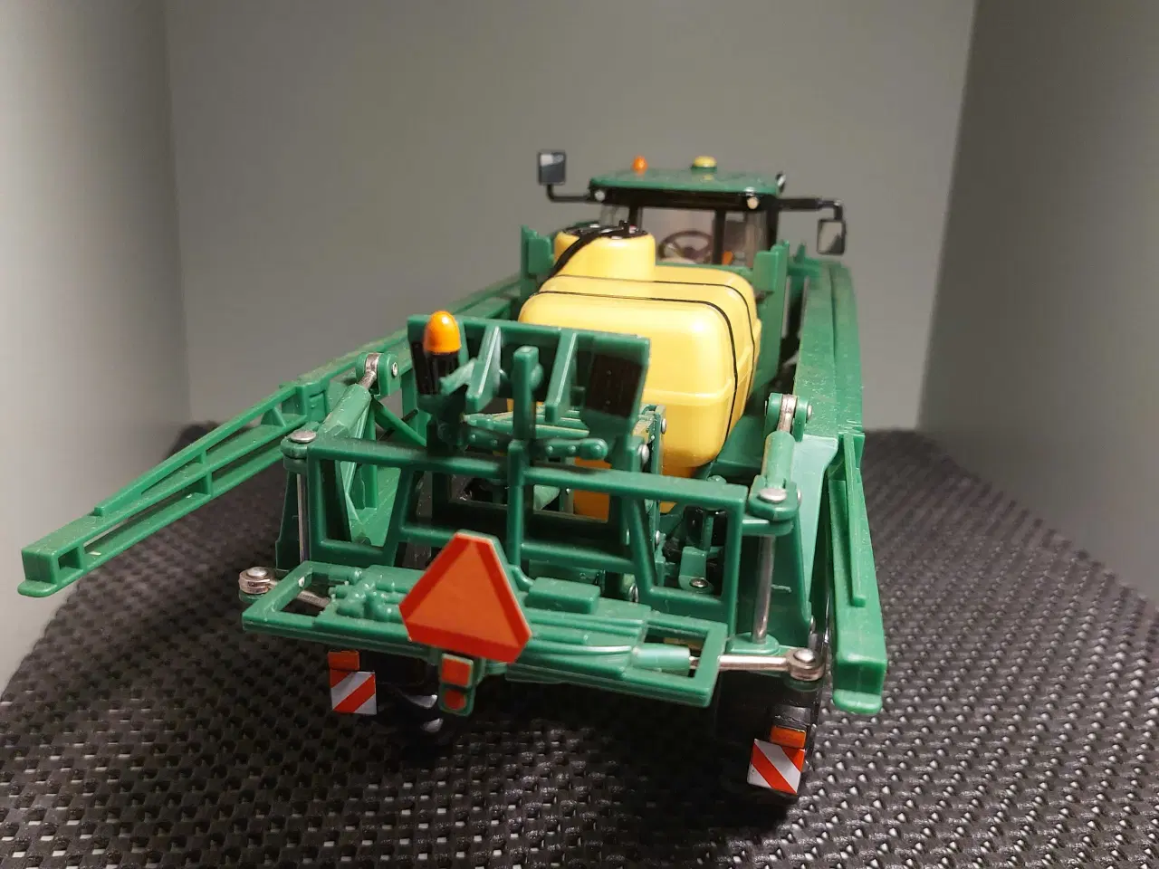 Billede 5 - Britains/ertl John deer selvkørende sprøjte