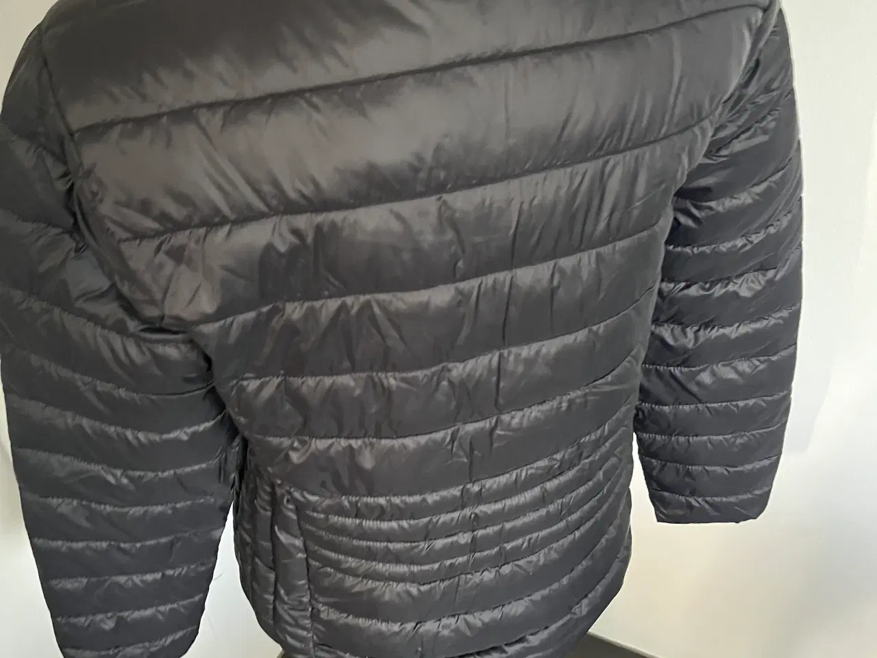 Billede 2 - Superlight jakke str M