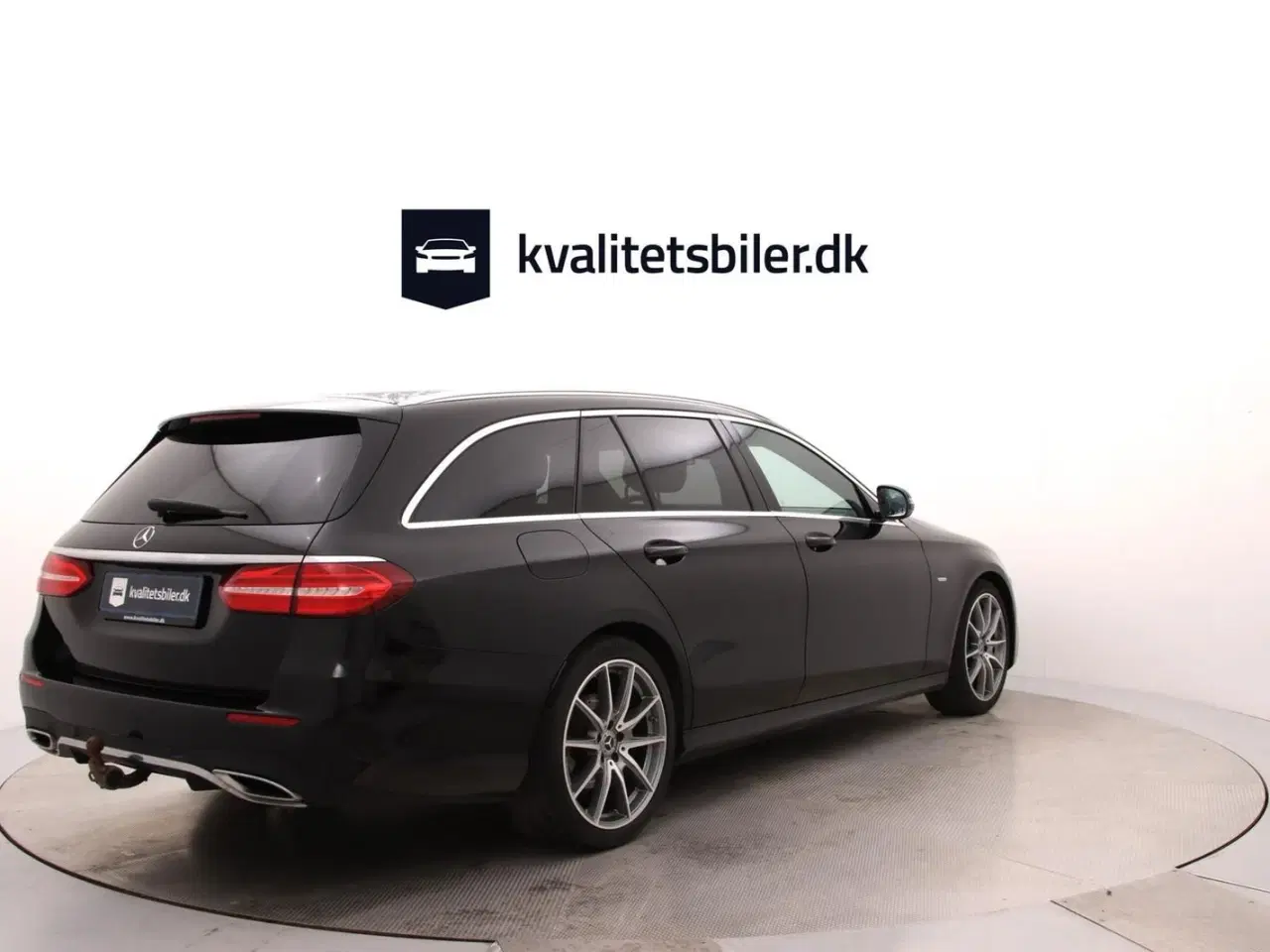 Billede 4 - Mercedes E220 d 2,0 AMG Line Sportsstyle stc. aut.