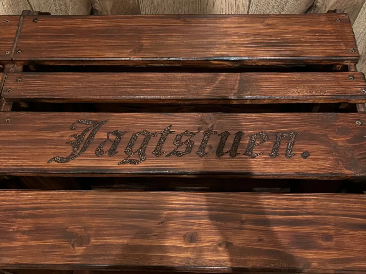 Billede 1 - Reol af trækasser