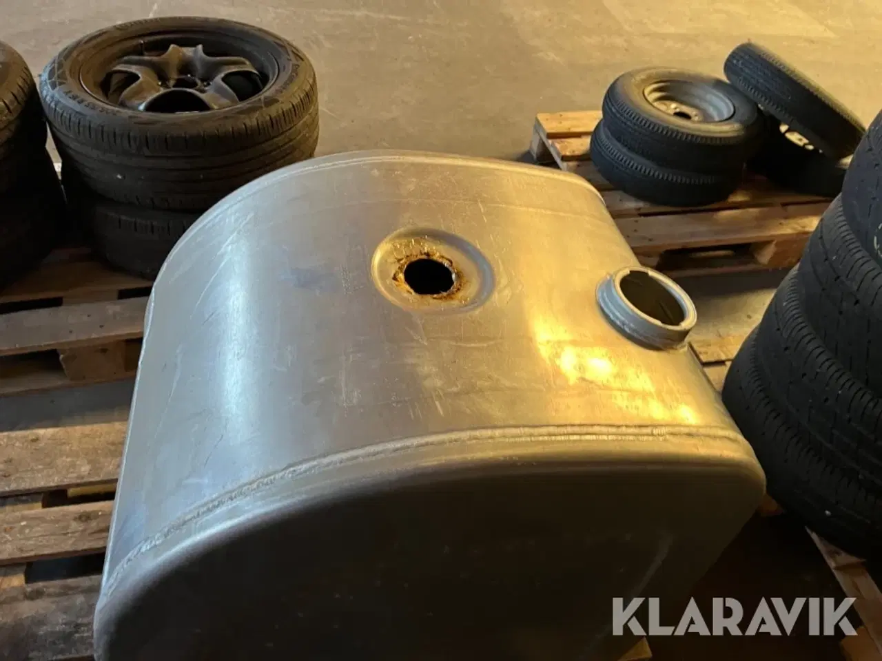 Billede 6 - Brændstoftank