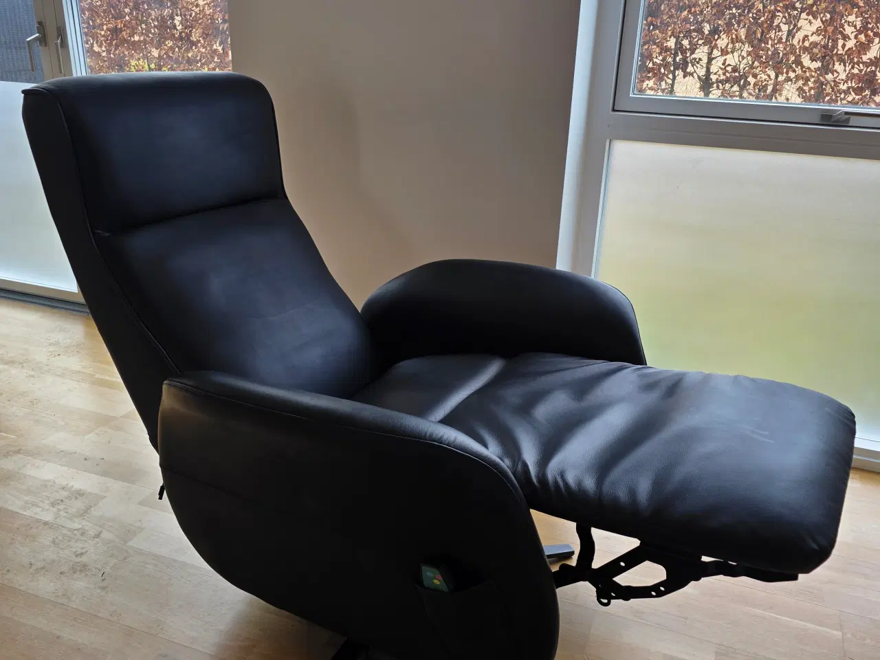 Billede 6 - Lindebjerg otium stol 360 Luksus med massage/varme