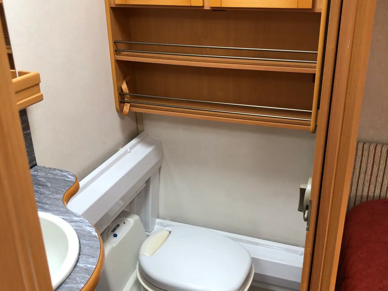 Billede 6 - Kabe campingvogn Royal 590 XL K/S