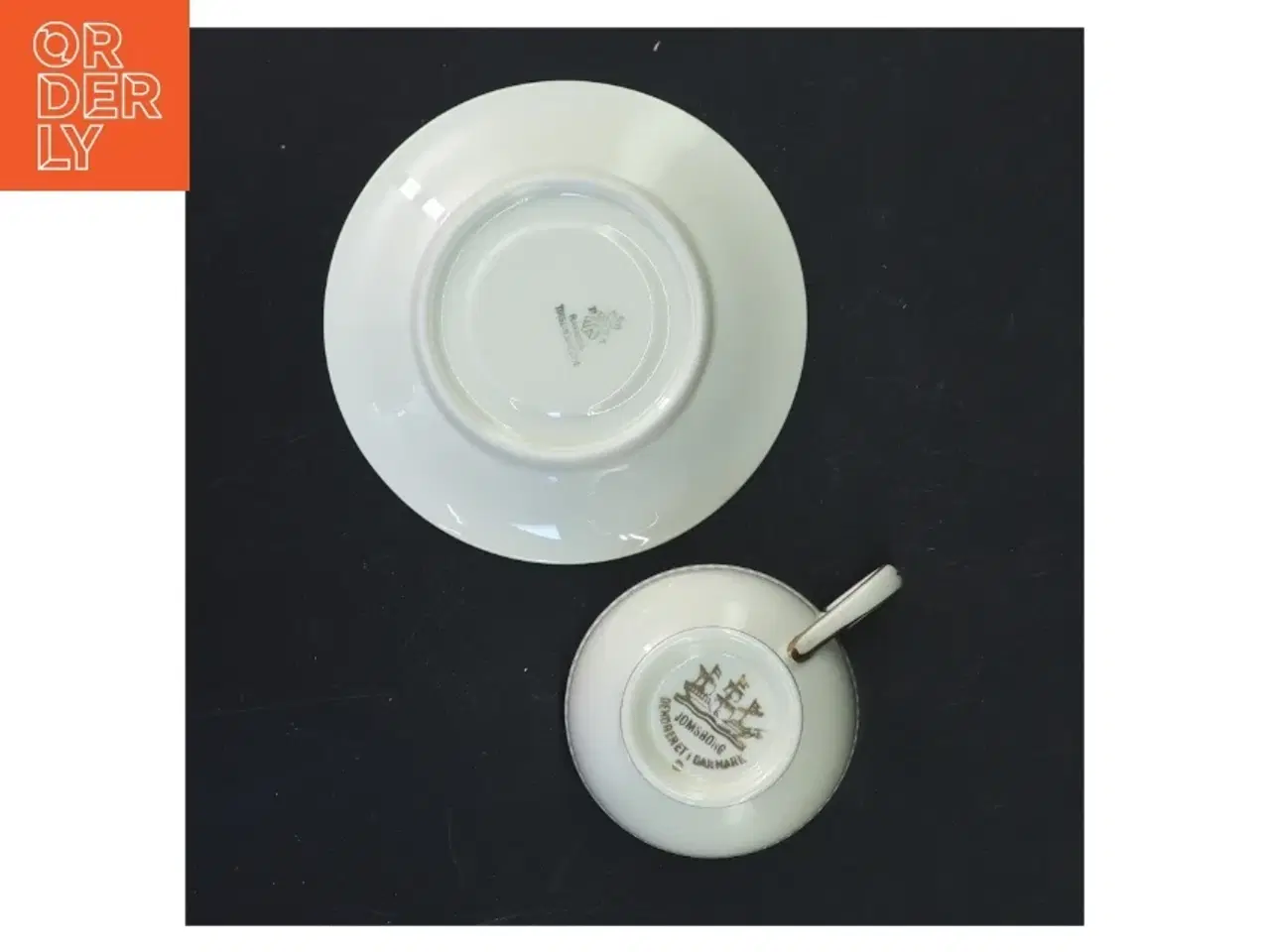 Billede 3 - Porcelæns kaffekopper med underkopper fra Københavns Porcelæns Maleri (str. 11 ø cm og 6 ø cm)