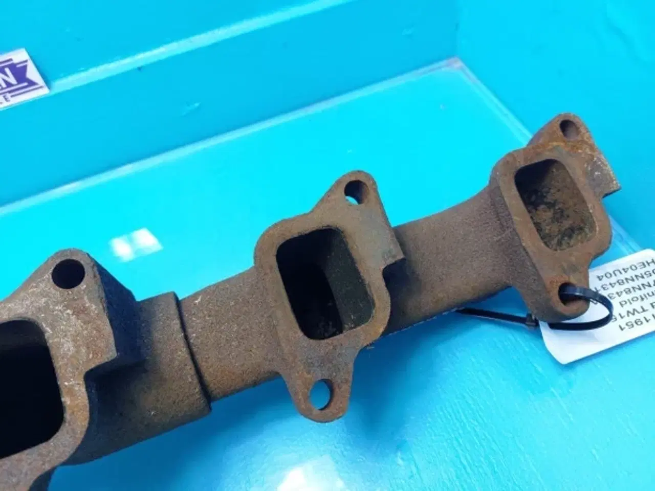 Billede 2 - Ford TW 15 Manifold E7NN8430AA