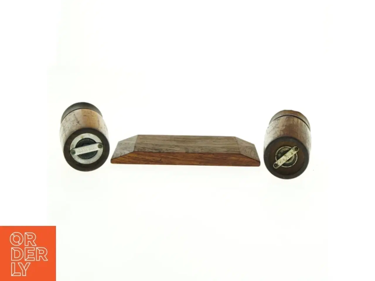 Billede 2 - Teak Salt- og pebersæt med holder fra Dane Wood (str. 17 x, 7,5 x 15 cm)