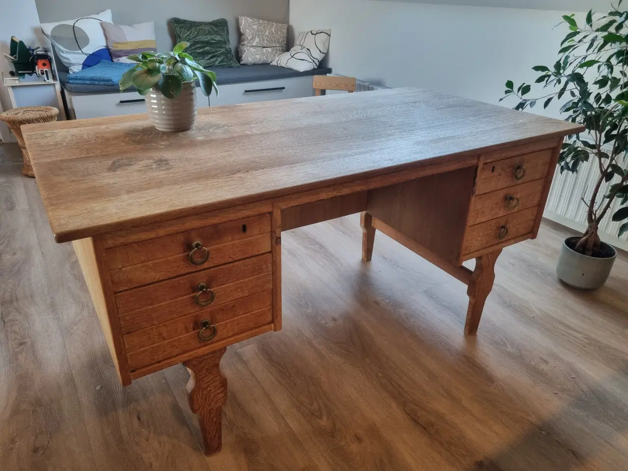 Billede 1 - Skrivebord, massiv egetræ