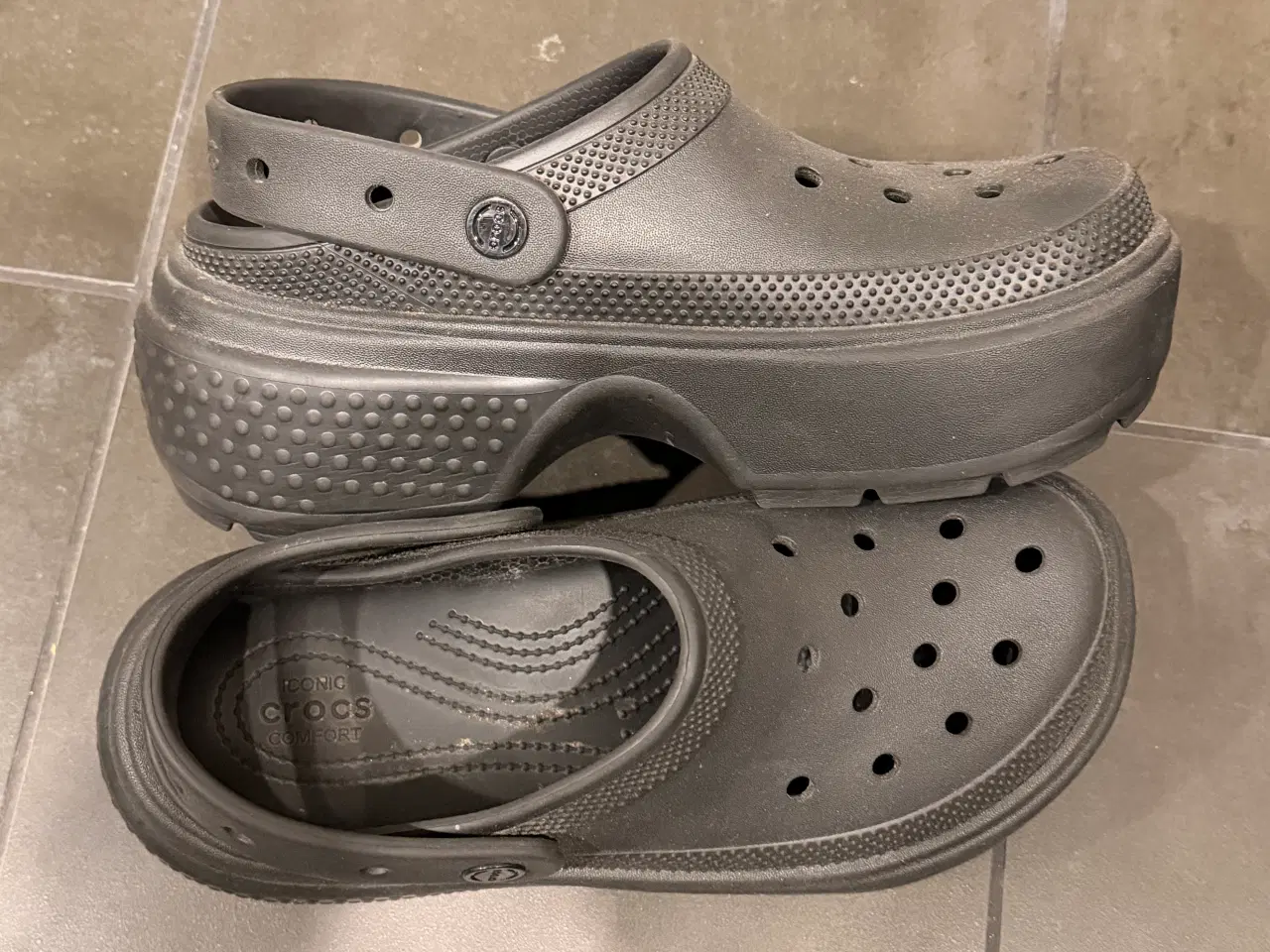 Billede 1 - Fine Crocs i str. US9