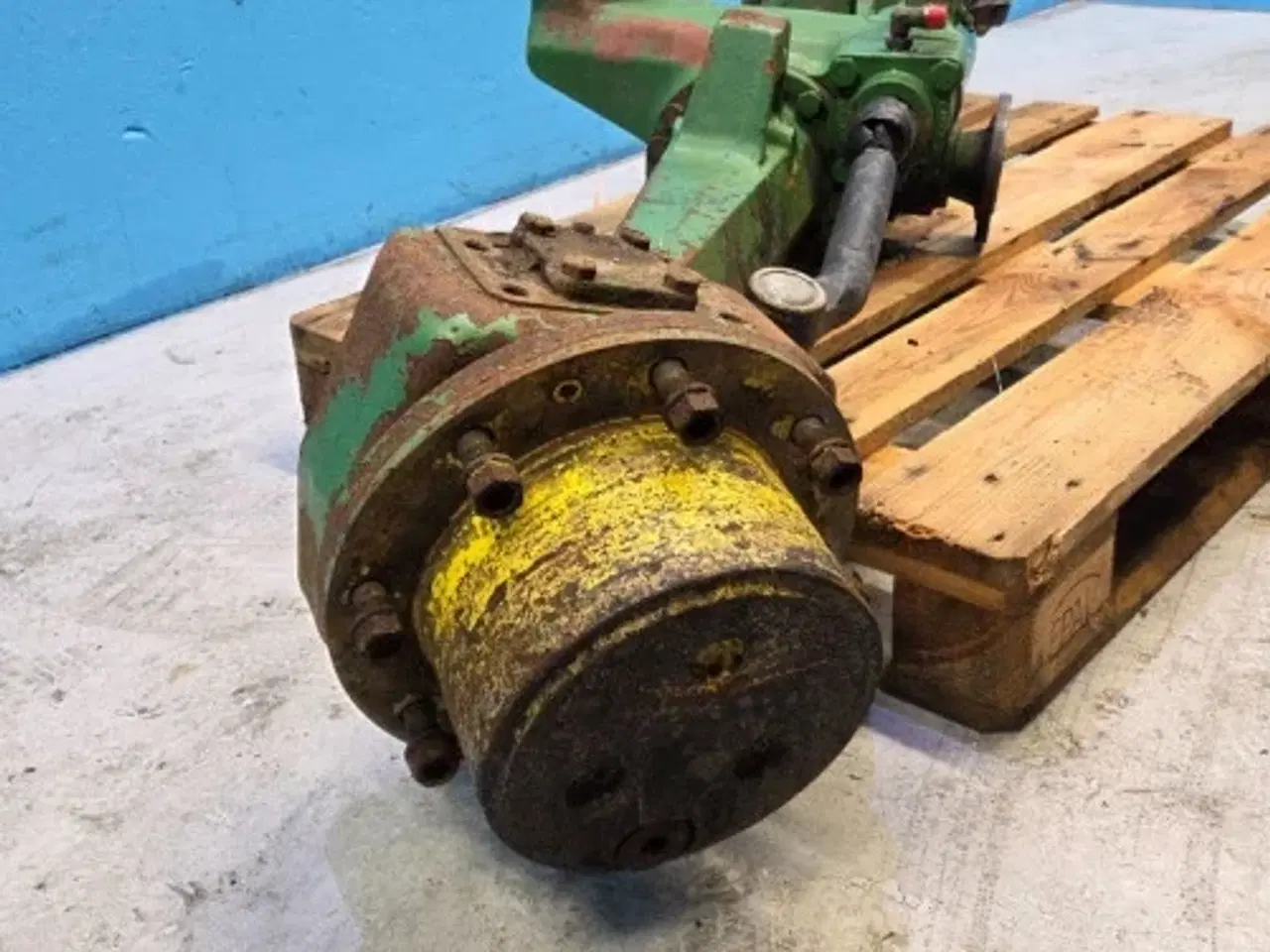 Billede 14 - John Deere 6300 Foraksel AL79153