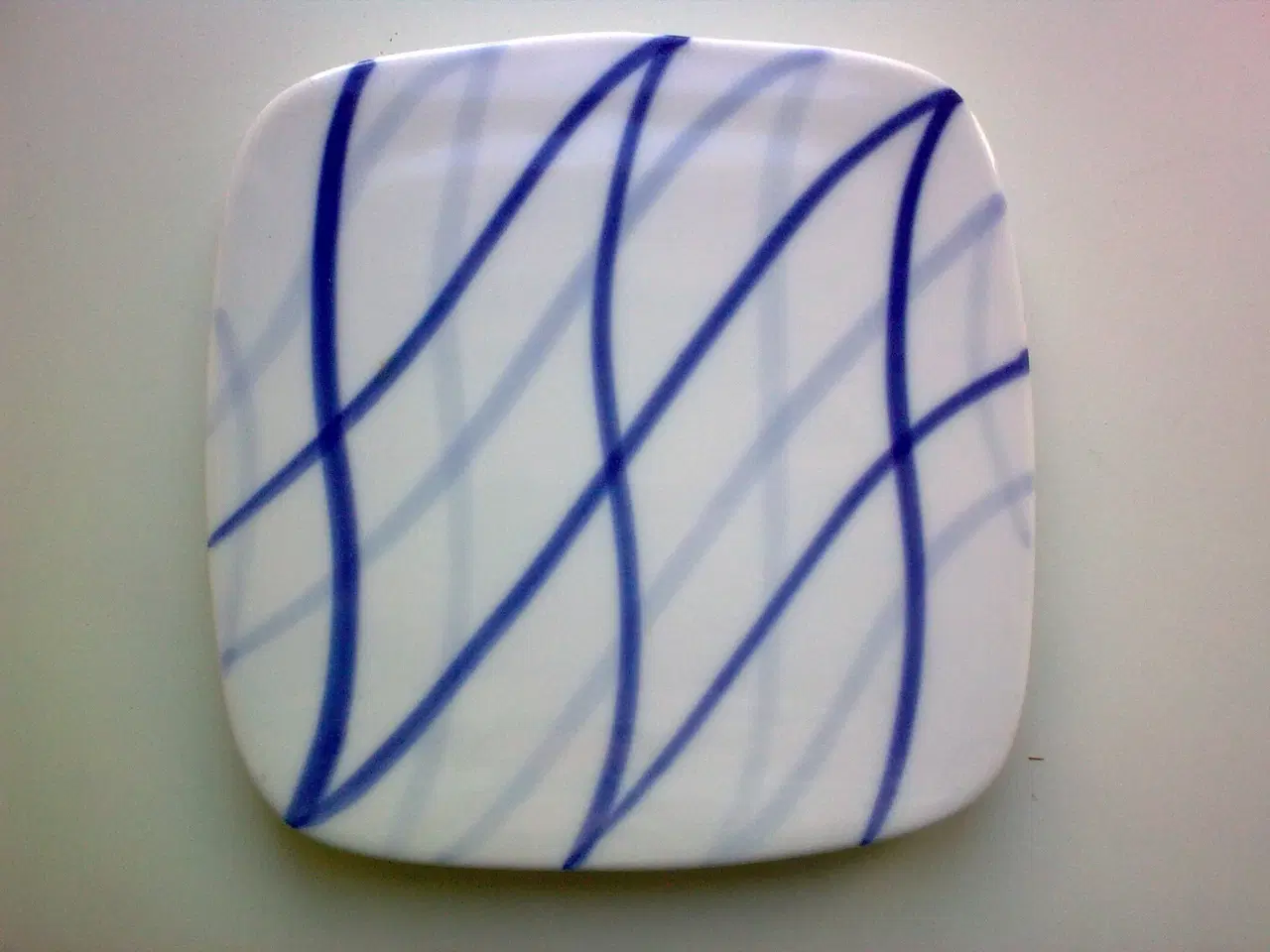 Billede 14 - Katte bakke m slikskål: plast, metal el. porcelæn