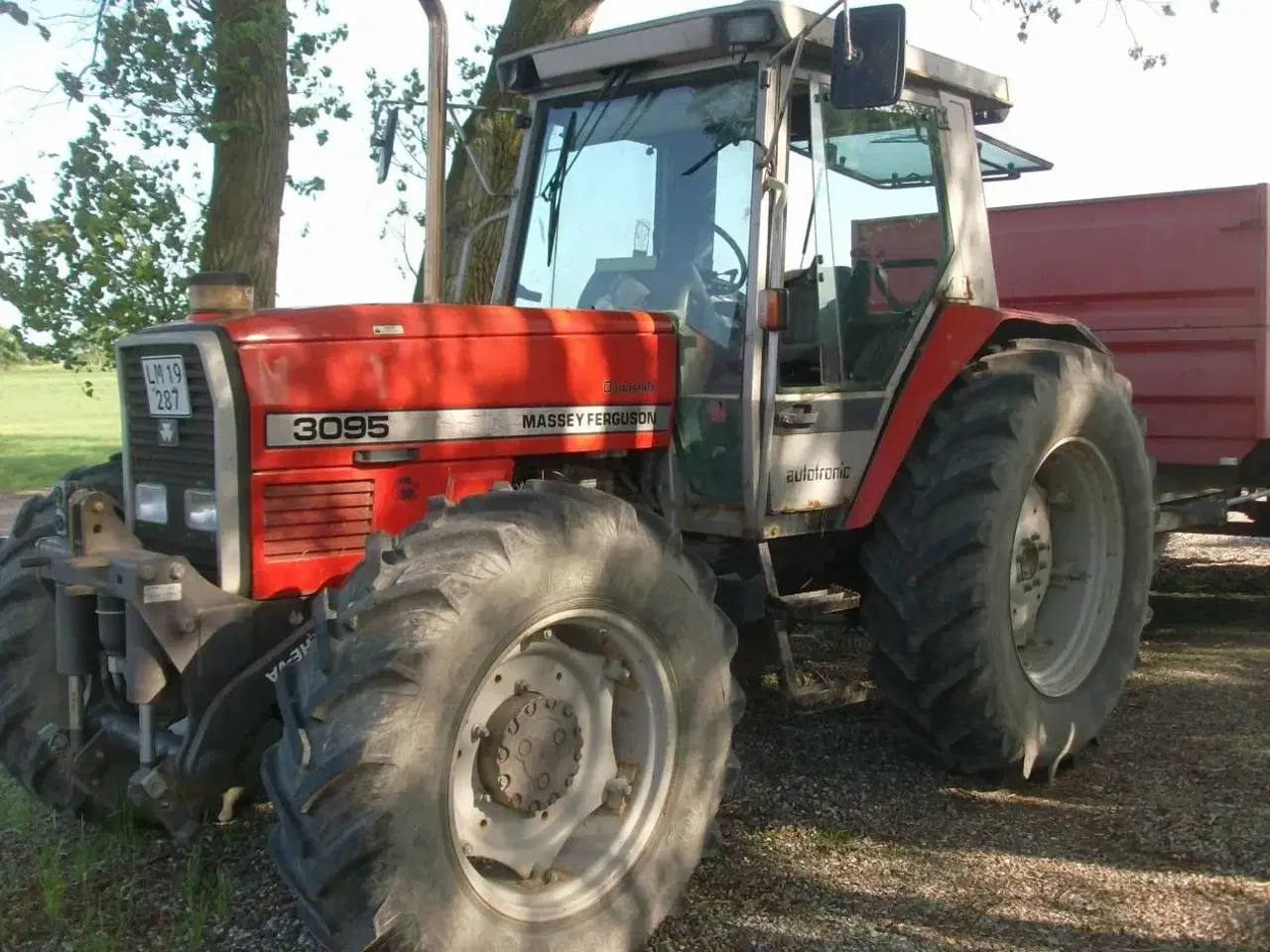 Billede 3 - Diverse traktorer /mejetærsker 