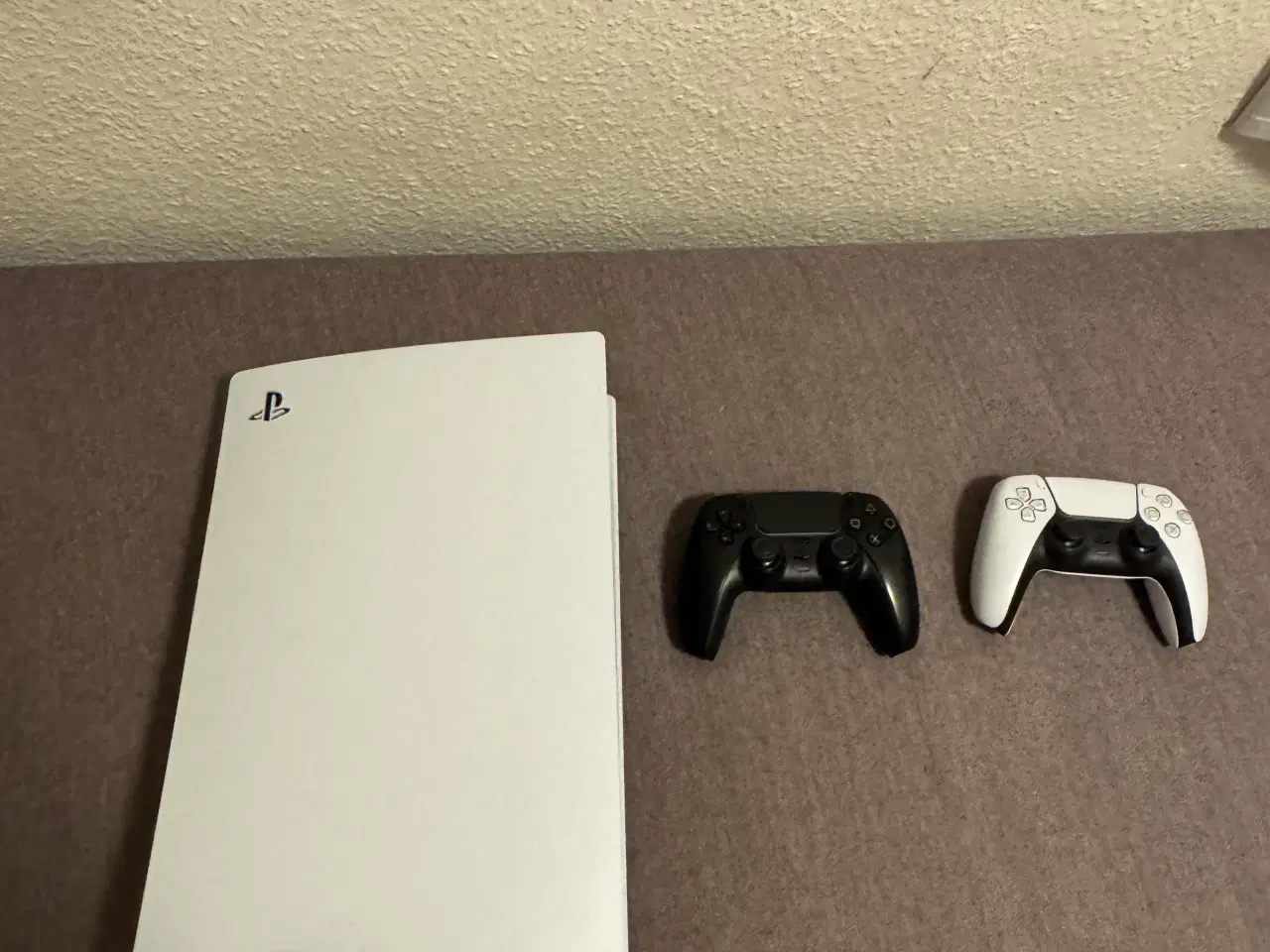 Billede 2 - Playstation 5 med 1 controller