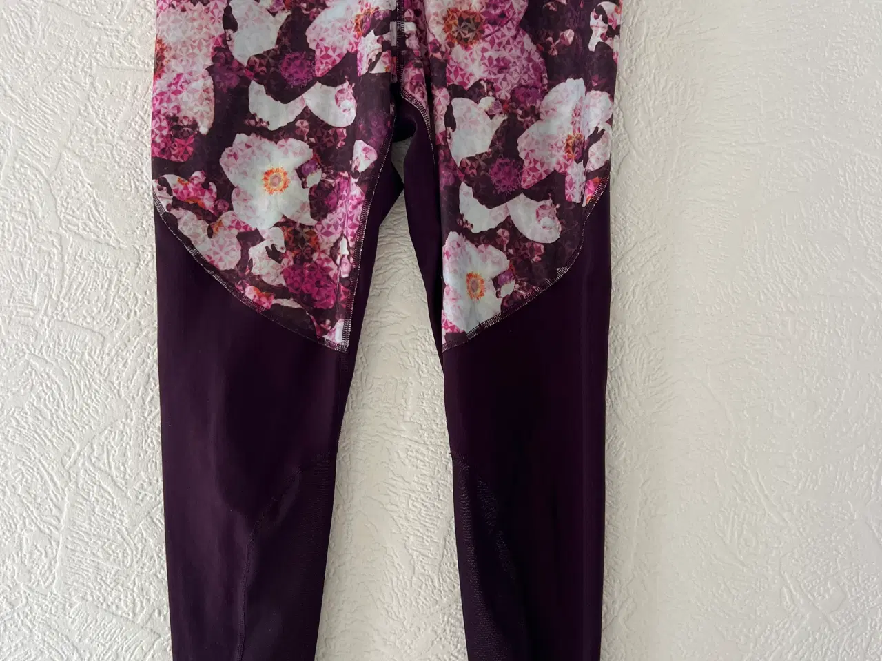 Billede 1 - Nye Nike Dri Fit Løbebukser fra Ten One (Str. Larg